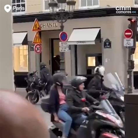 chanel braquage video|Les images impressionnantes du braquage d’une boutique .